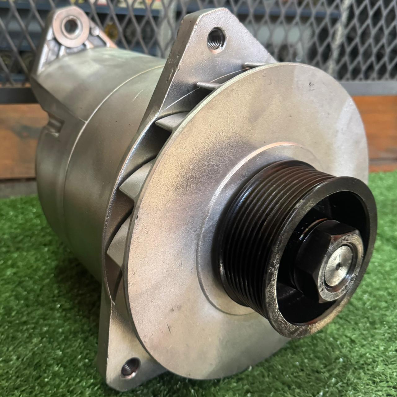 alternador bosch 24v 150amp.